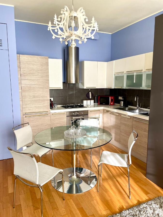 Luxury Four-Room Apartment In Monza Centro - 2 Min Walk To Train Station מראה חיצוני תמונה