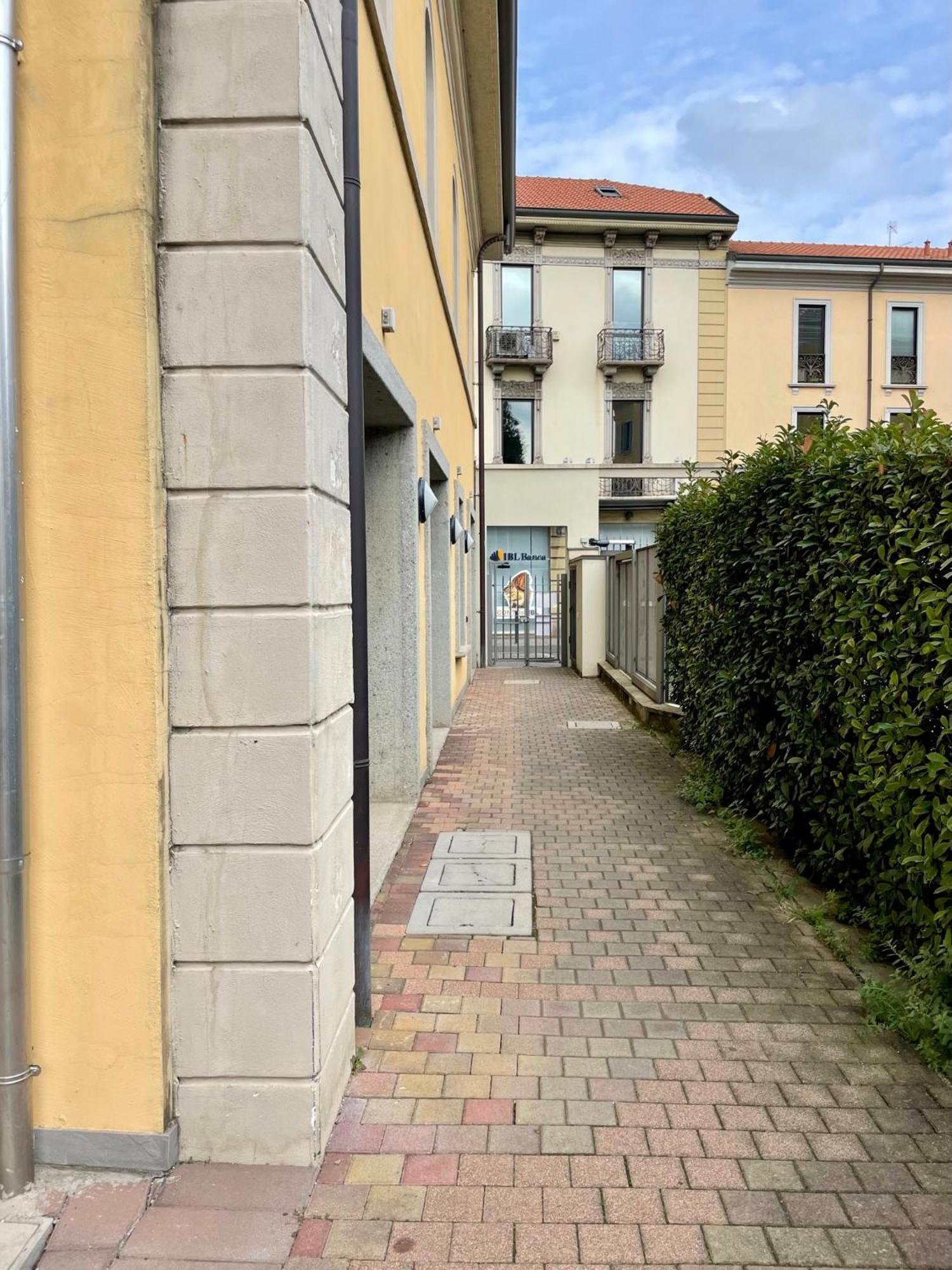 Luxury Four-Room Apartment In Monza Centro - 2 Min Walk To Train Station מראה חיצוני תמונה